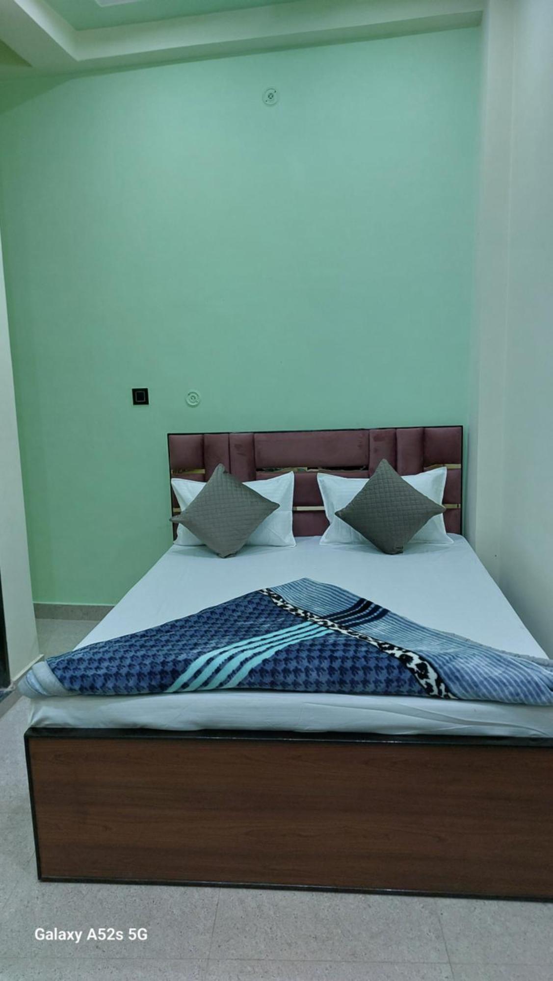 Narayani Paying Guest House Benares Buitenkant foto