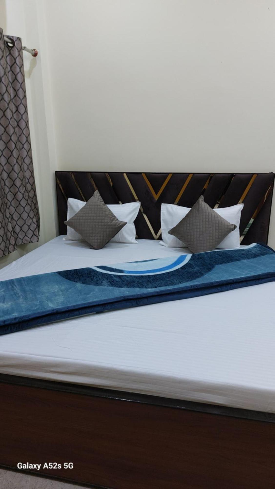 Narayani Paying Guest House Benares Buitenkant foto