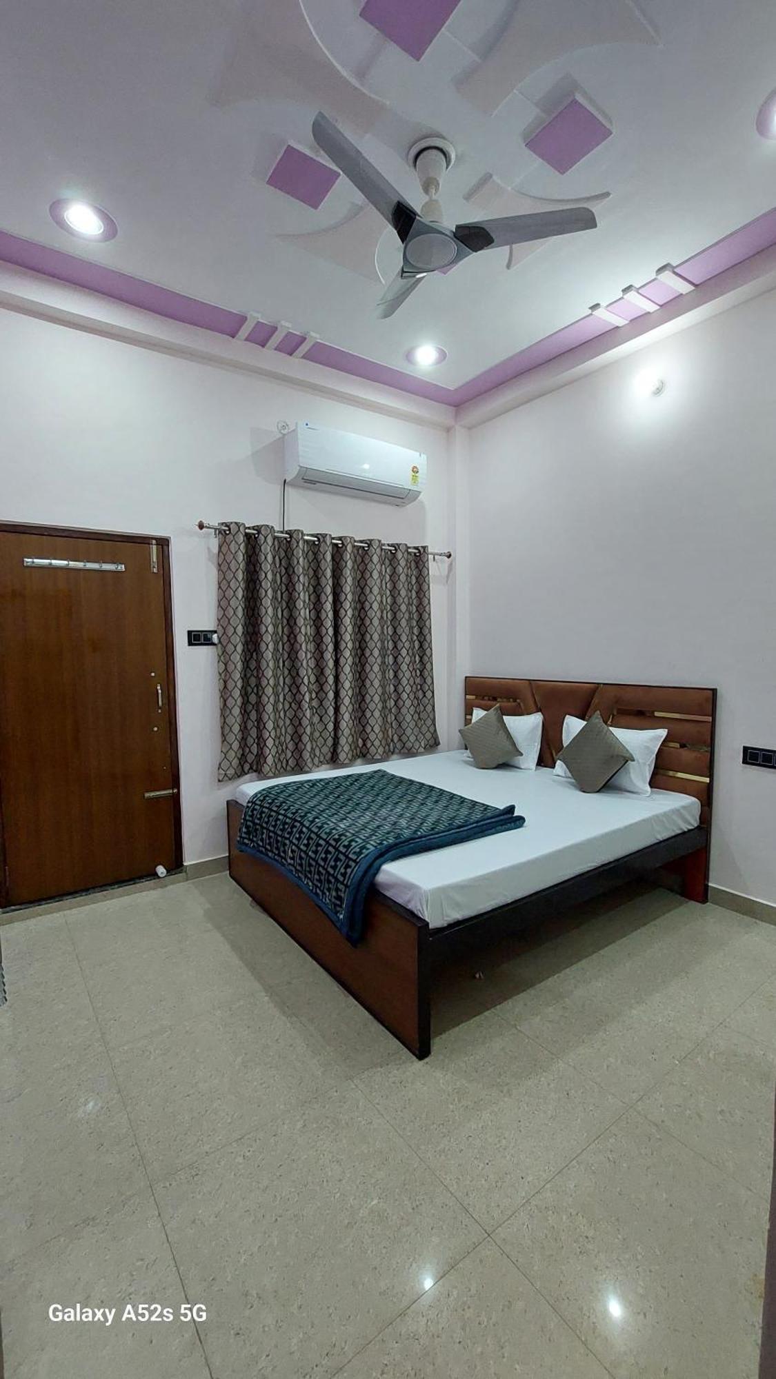 Narayani Paying Guest House Benares Buitenkant foto