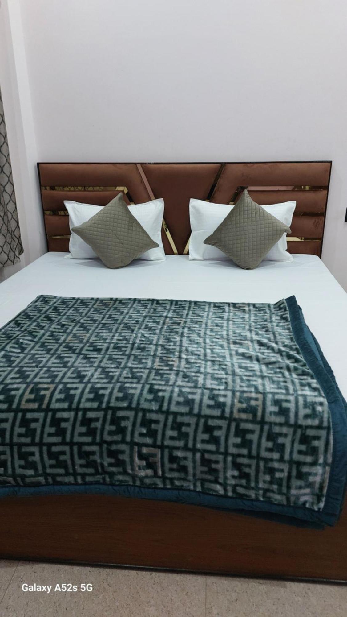 Narayani Paying Guest House Benares Buitenkant foto