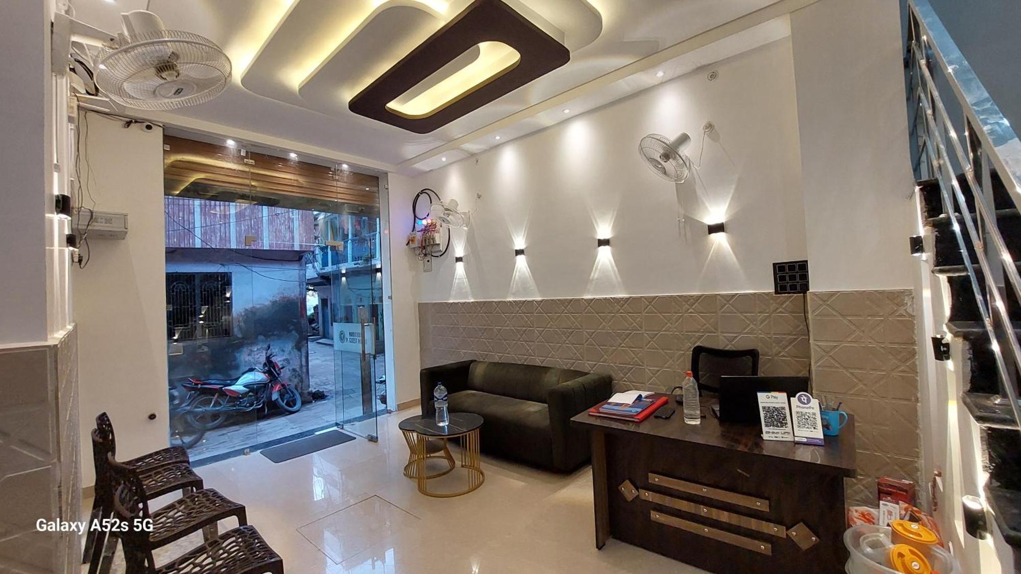 Narayani Paying Guest House Benares Buitenkant foto